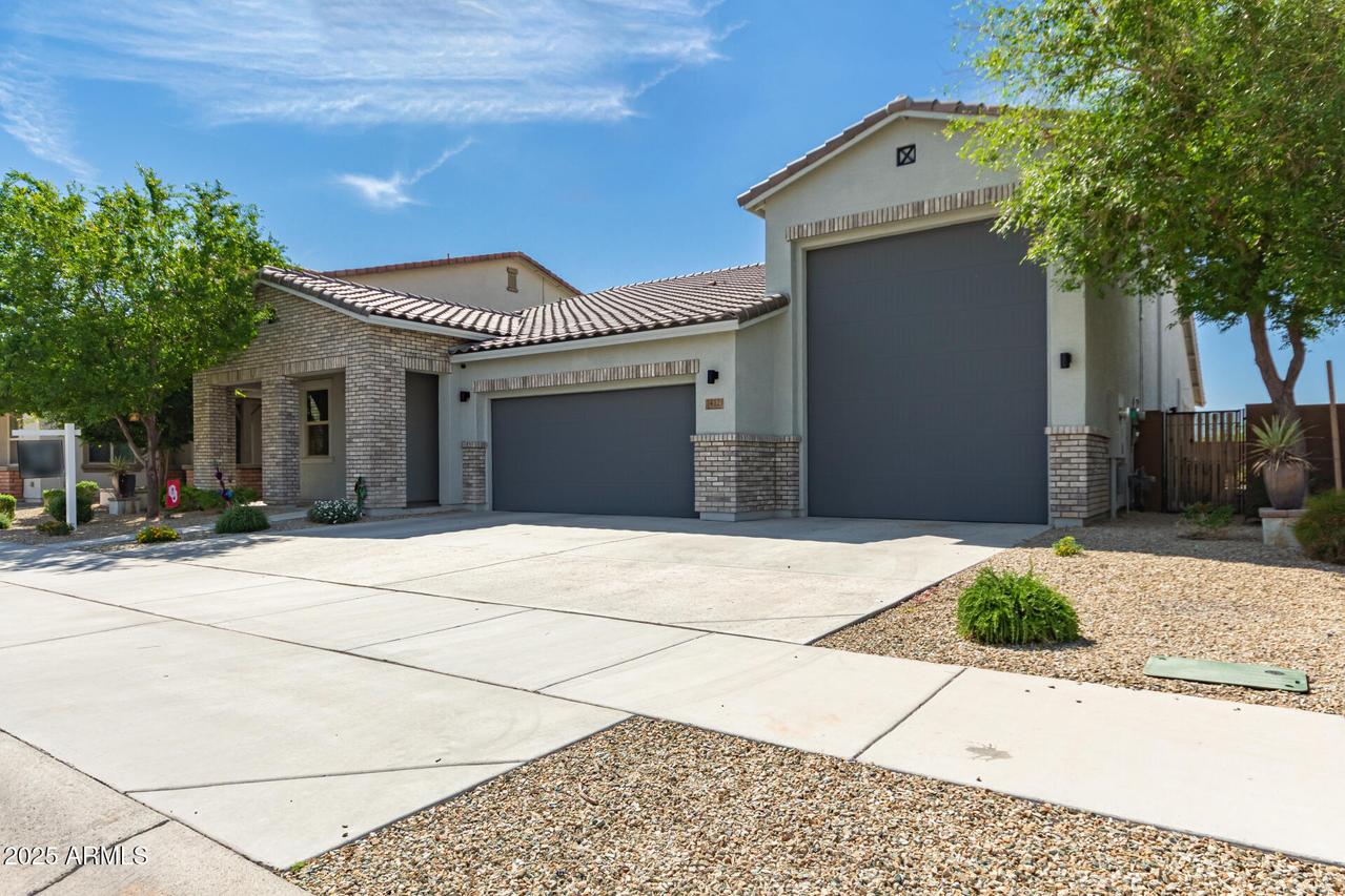 14121 W Crabapple Dr., Surprise, AZ 85387