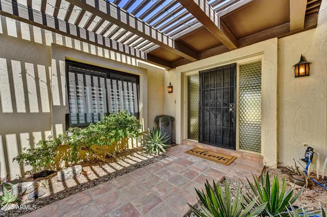 New Homes with Master Bedrooms on the 1st Floor in Cave Creek: November 30th to December 6th