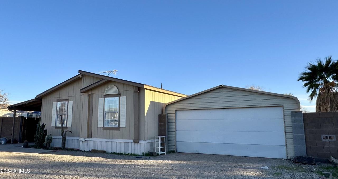 3557 W Ross Ave., Glendale, AZ 85308