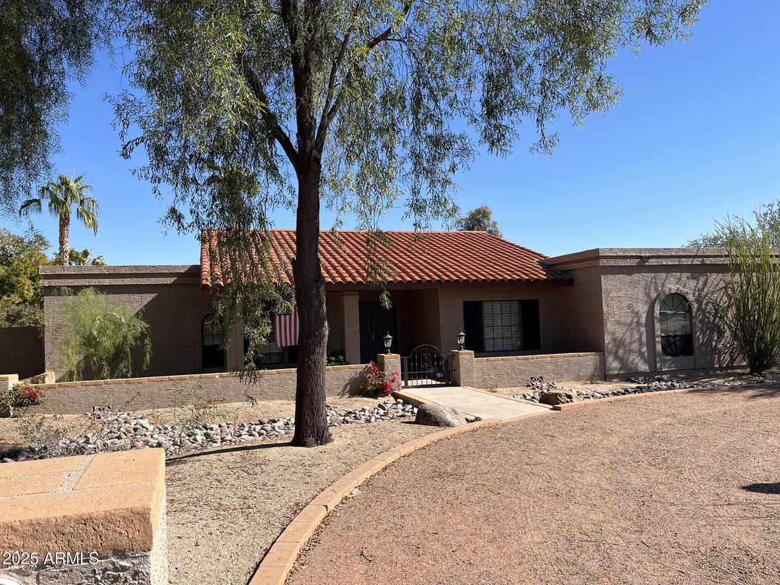 3824 E Kachina Dr., Phoenix, AZ 85044