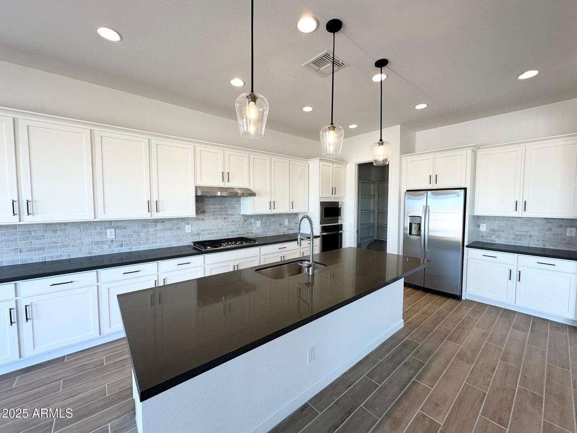 11512 E Utah Ave., Mesa, AZ 85212