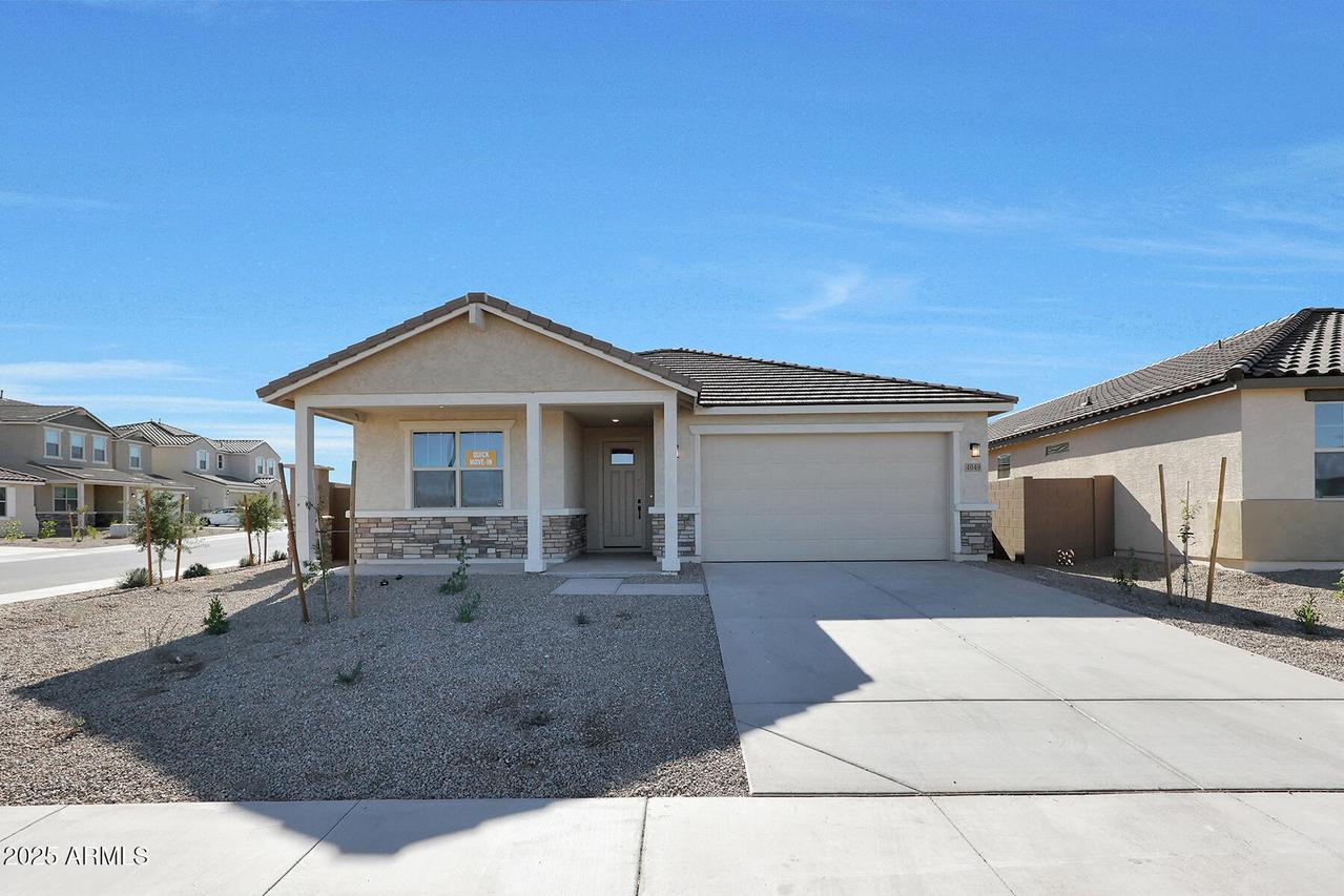 4049 W Eli Dr., San Tan Valley, AZ 85144