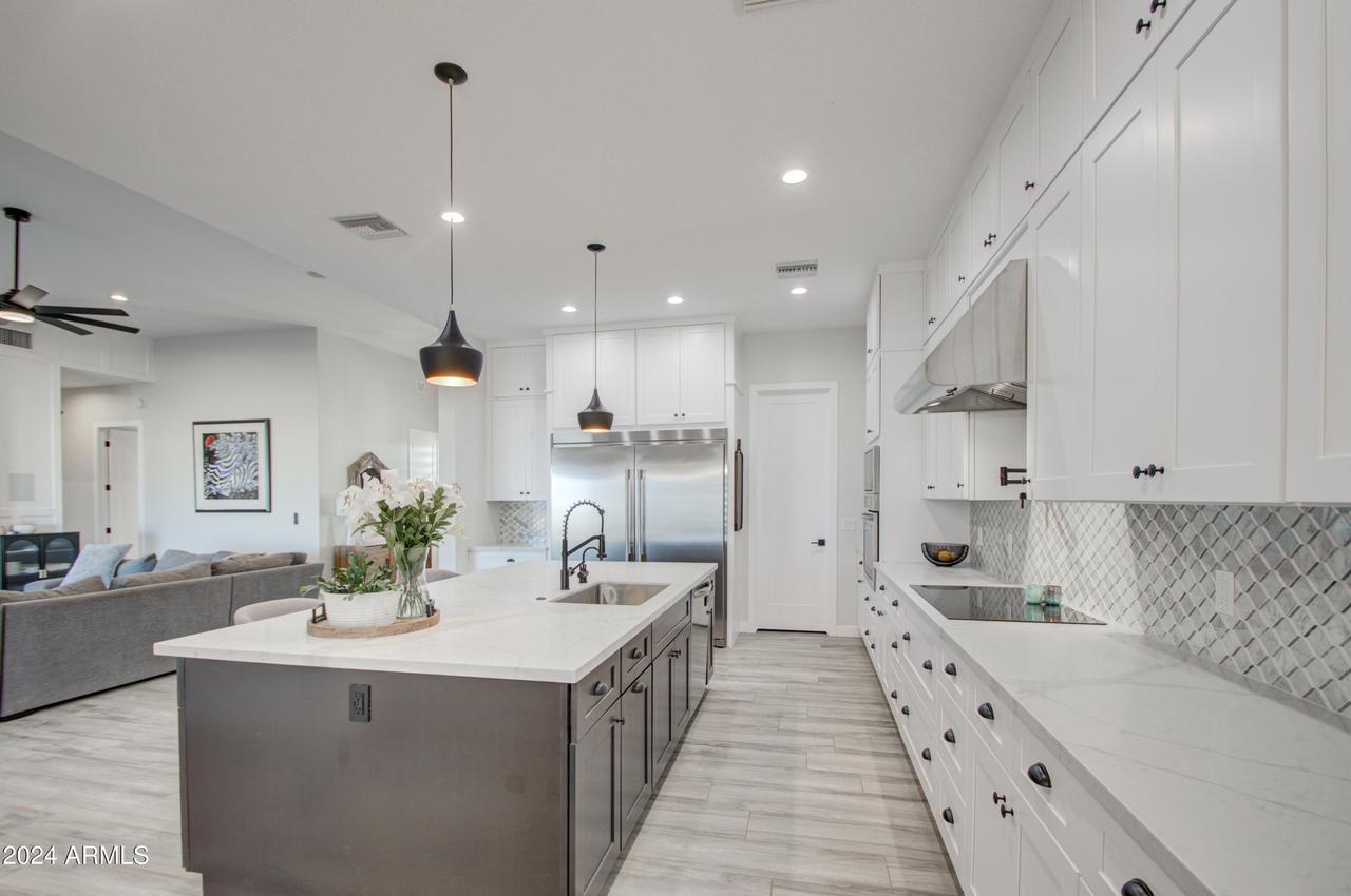4072 E Weston Ln., San Tan Valley, AZ 85140