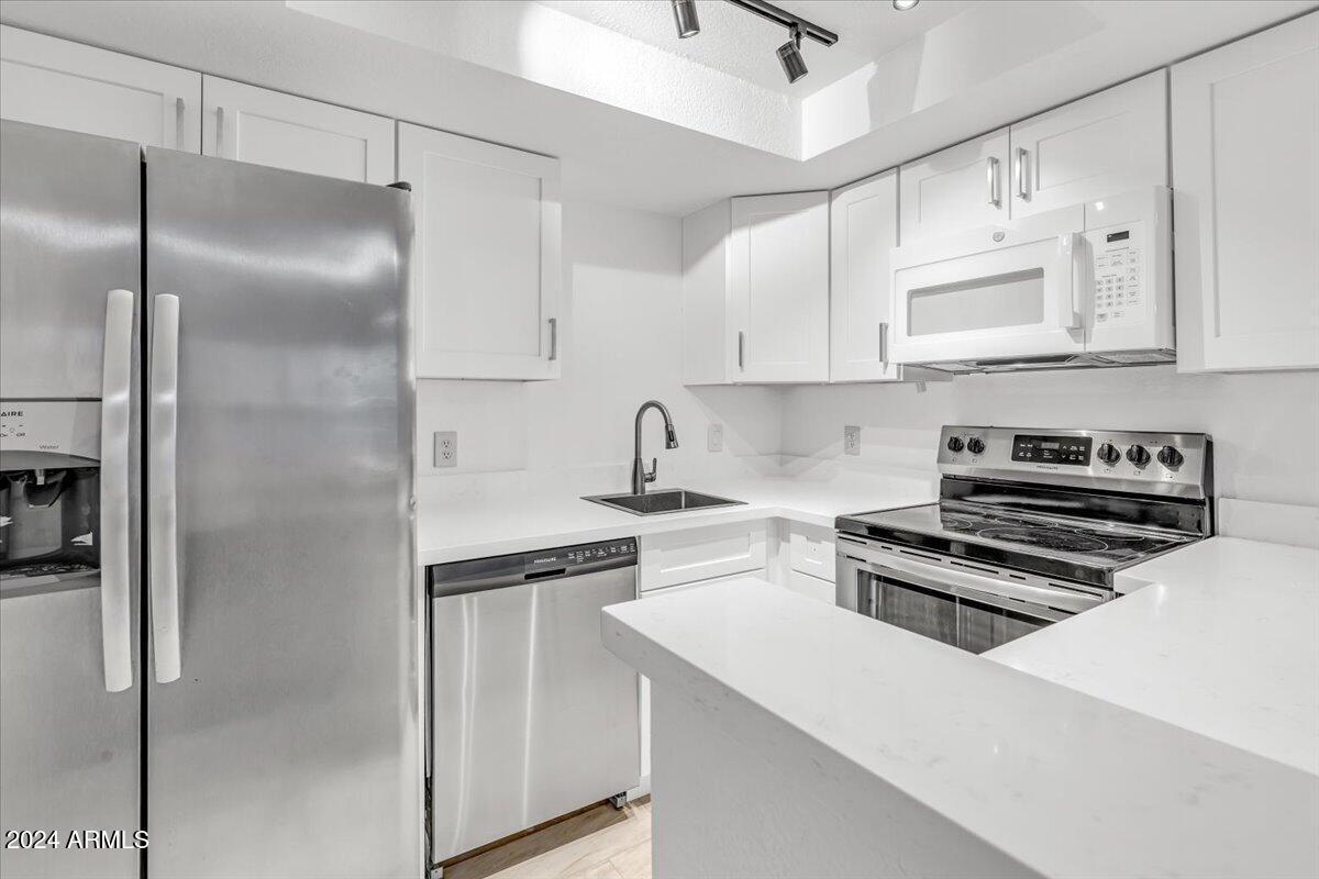 2040 S Longmore St. #68, Mesa, AZ 85202