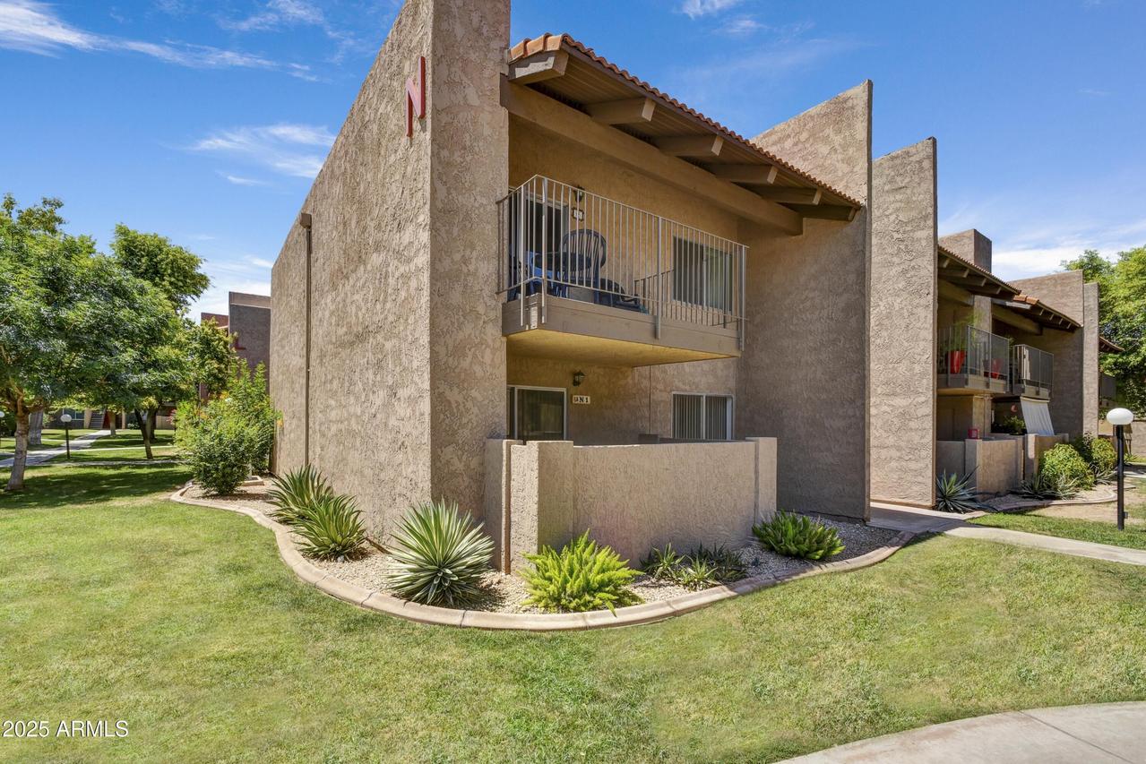 5525 E Thomas Rd. #N1, Phoenix, AZ 85018