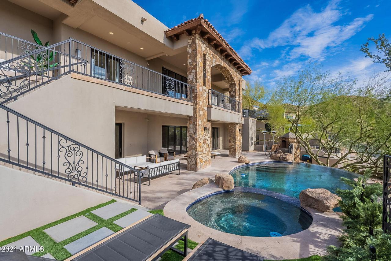 11328 E Dreyfus Ave., Scottsdale, AZ 85259