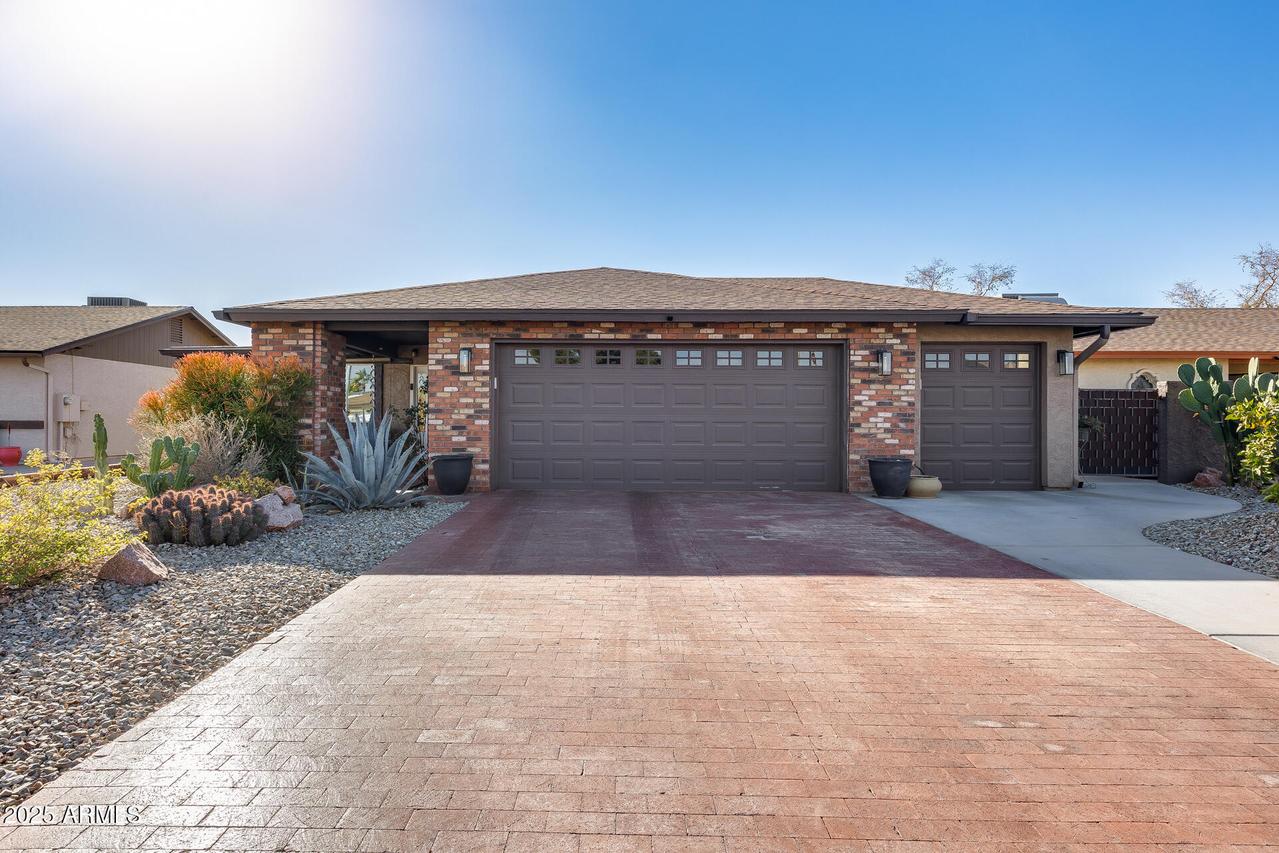 26434 S Hogan Dr., Sun Lakes, AZ 85248