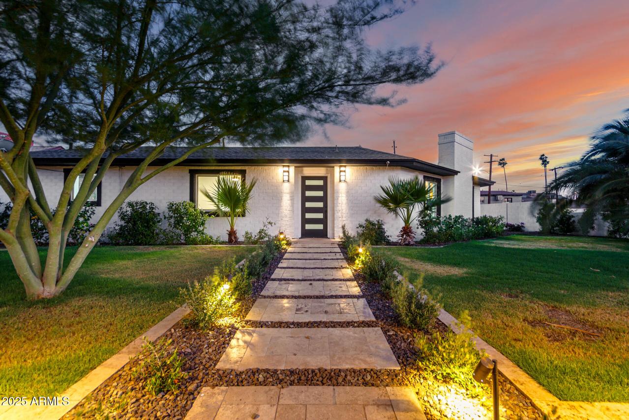 1345 W Edgemont Ave., Phoenix, AZ 85007