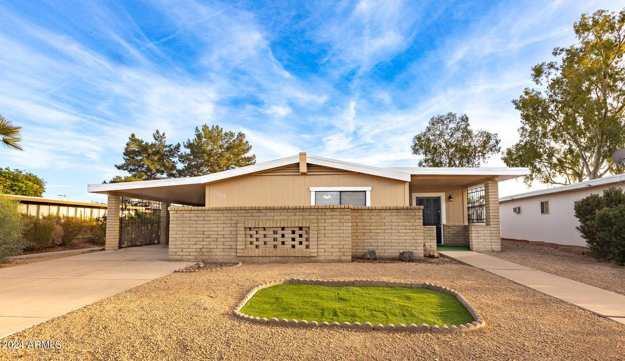 9014 E Country Club Dr., Sun Lakes, AZ 85248