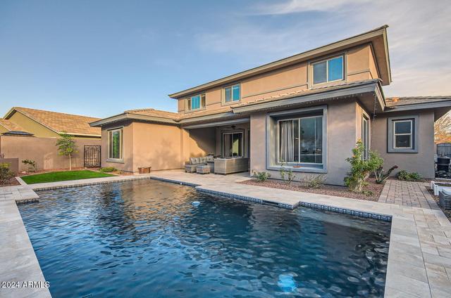 New Homes with Master Bedrooms on the 1st Floor That Attend Verrado Elementary School: December 21st to December 27th