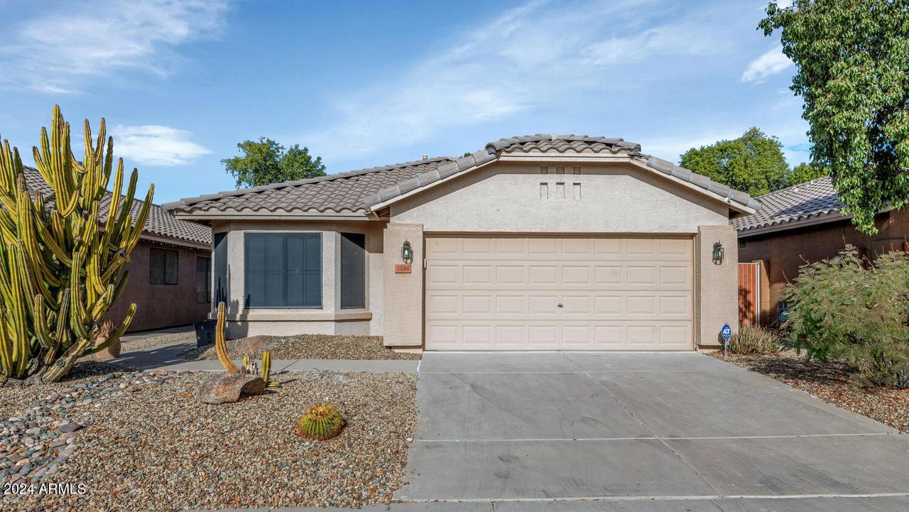3244 E Hononegh Dr., Phoenix, AZ 85050