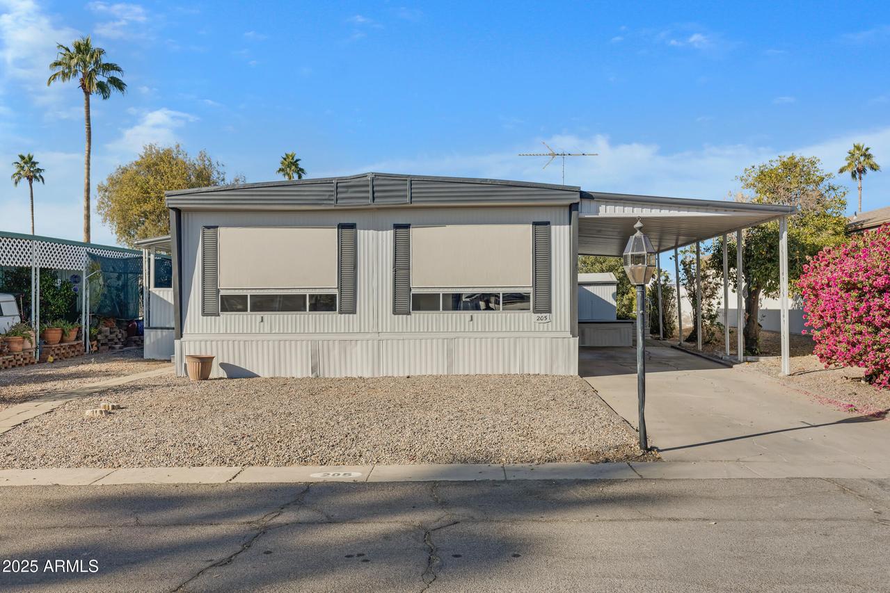 201 S Greenfield Rd. ##205, Mesa, AZ 85206