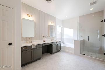 5413 W Beautiful Ln., Laveen, AZ 85339