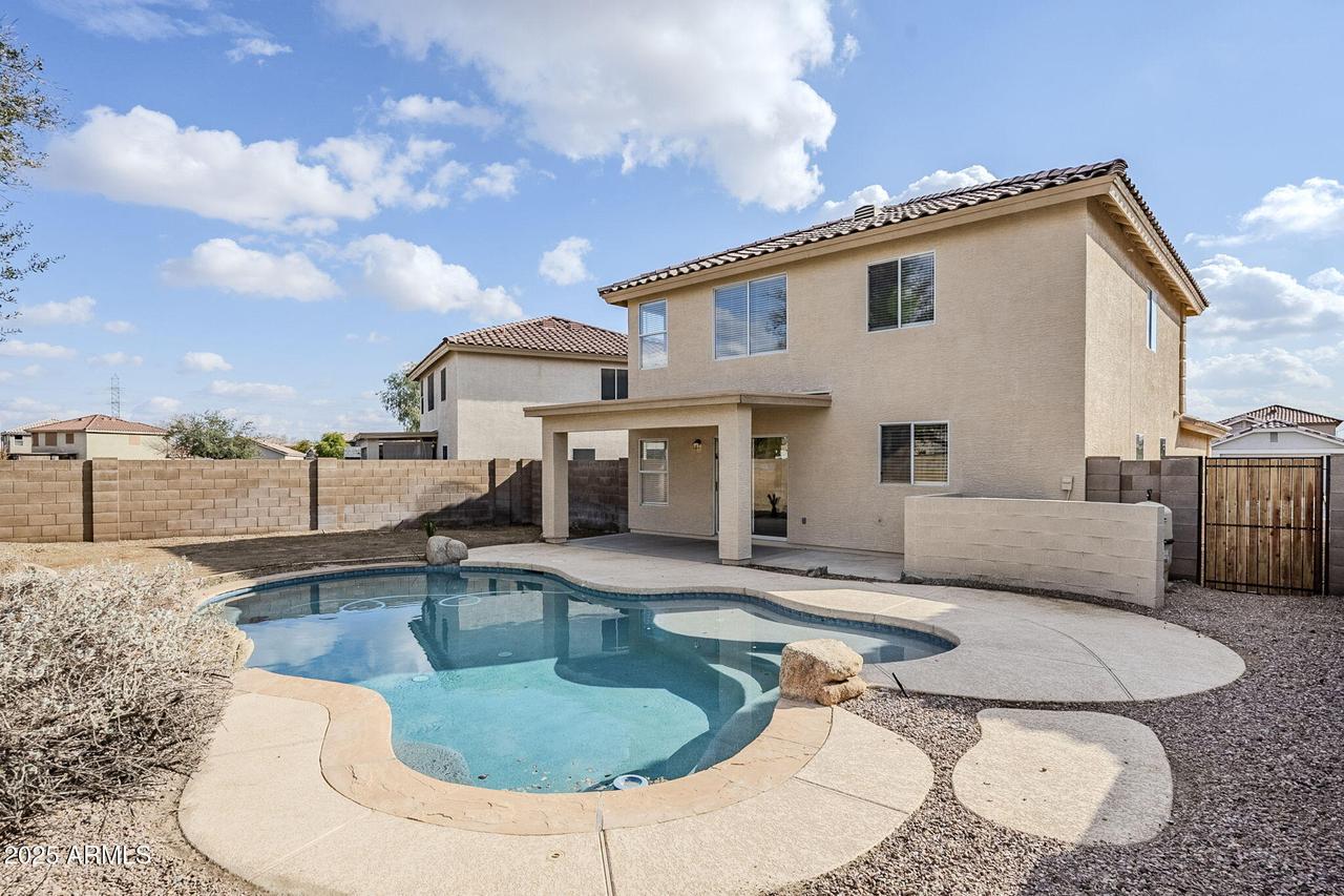 11706 W Shaw Butte Dr., El Mirage, AZ 85335