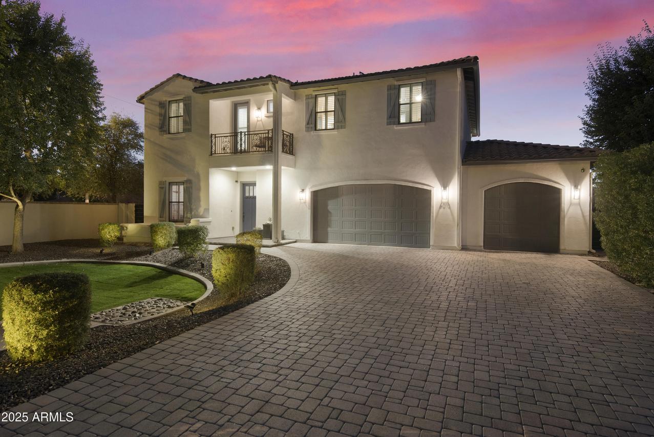 6010 N 5th Ave., Phoenix, AZ 85013
