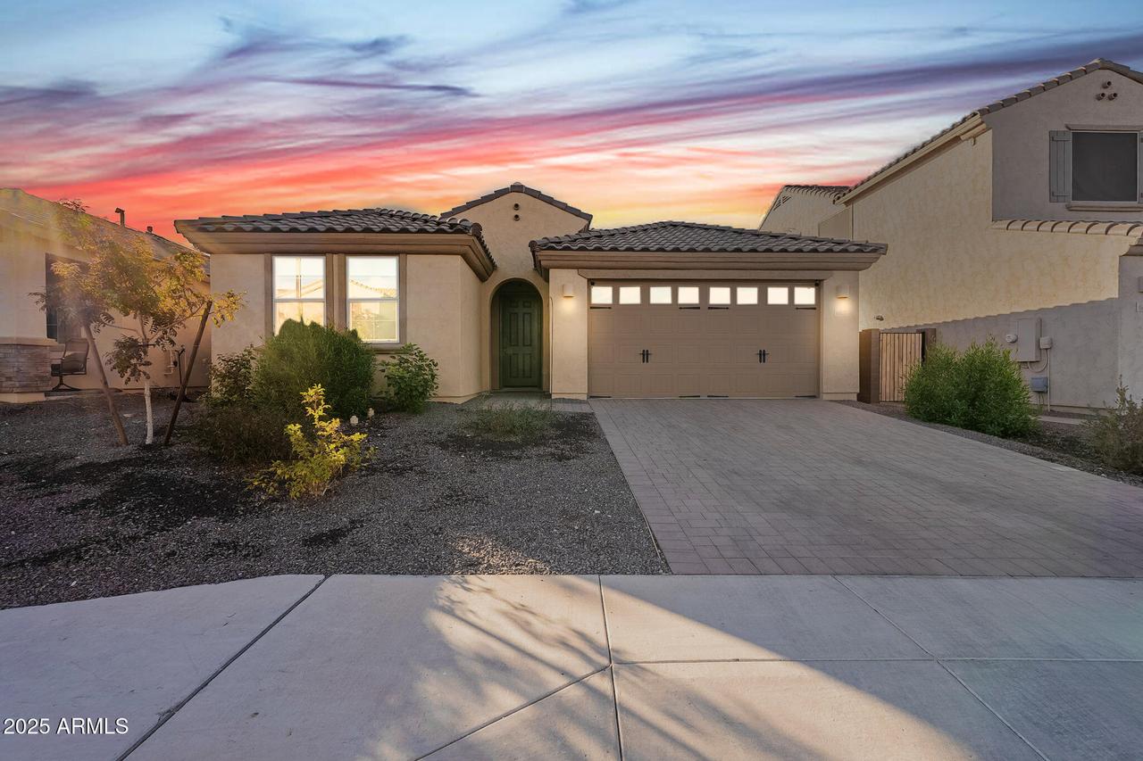 6807 W Winston Dr., Laveen, AZ 85339