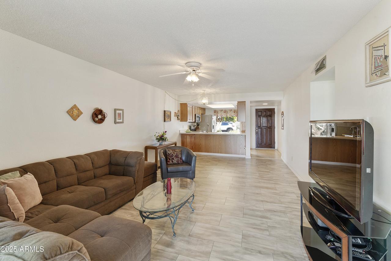 454 S 77th St., Mesa, AZ 85208