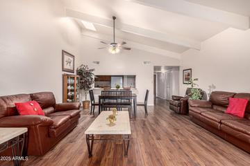 12017 N 27th Pl., Phoenix, AZ 85028