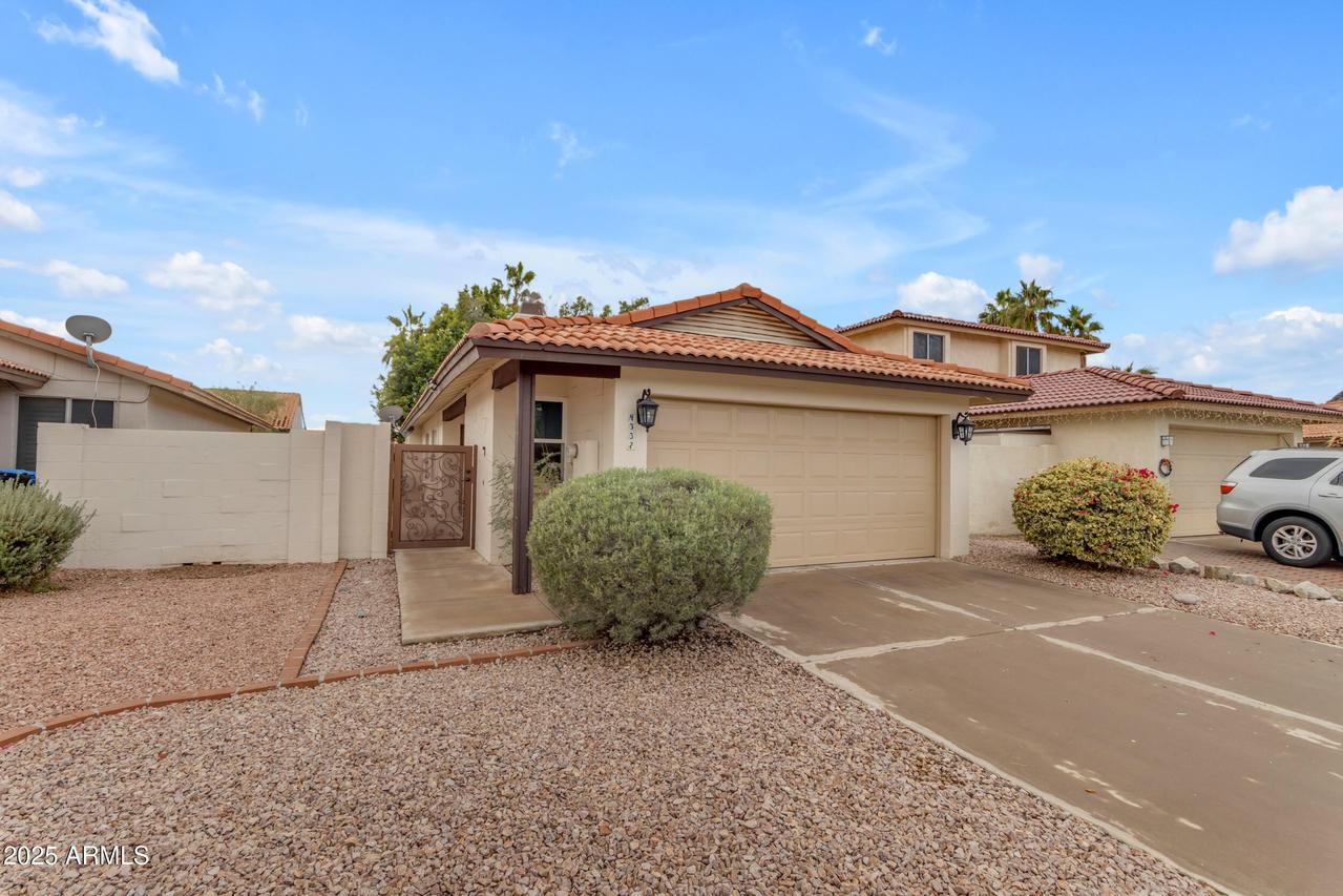 4337 E Corral St., Phoenix, AZ 85044