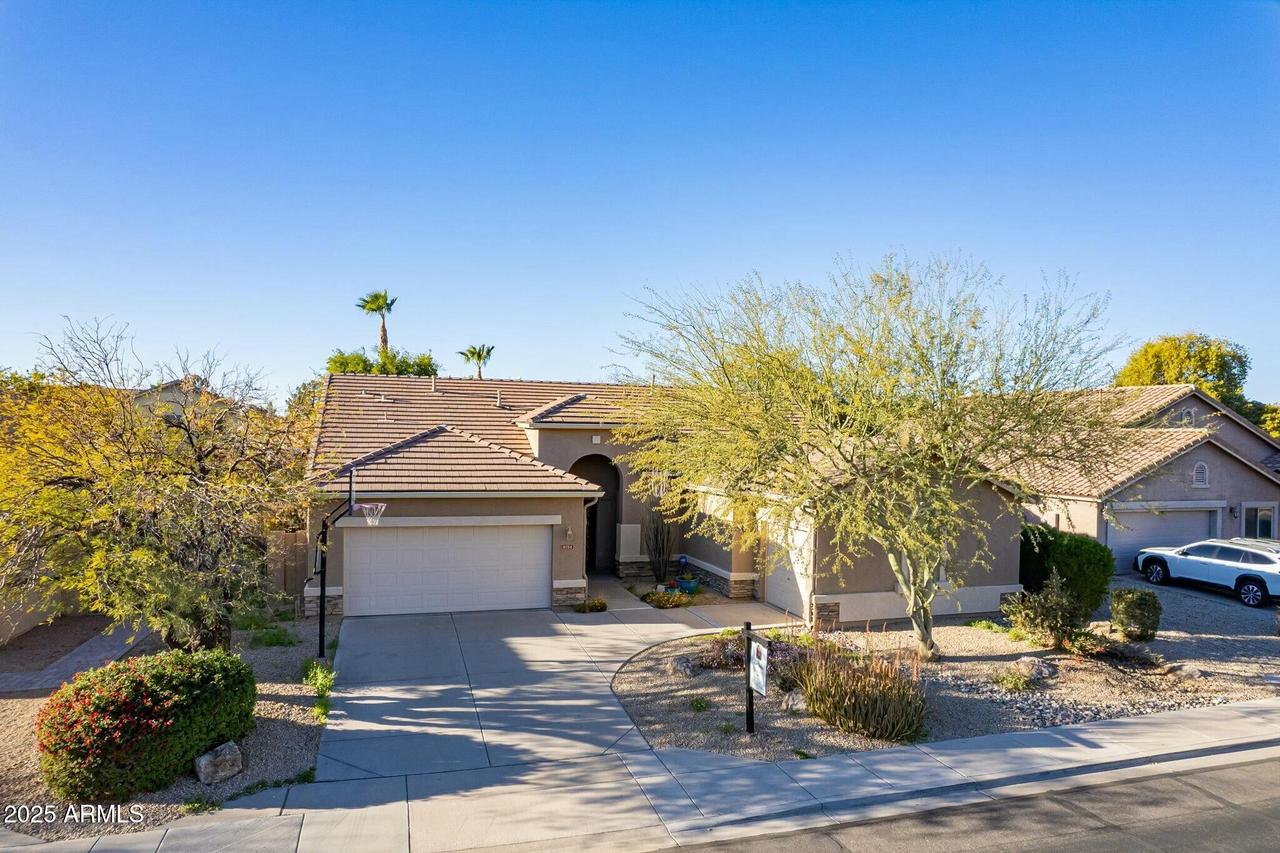 9754 E Natal Ave., Mesa, AZ 85209