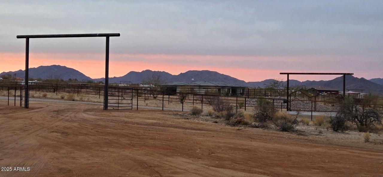 x1 W Buckstitch Rd., Congress, AZ 85332