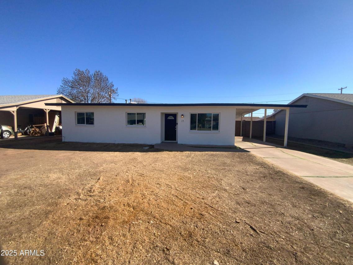 25 S Sahuaro Dr., Gilbert, AZ 85233