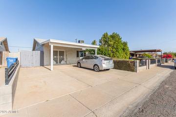 6126 W Earll Dr., Phoenix, AZ 85033