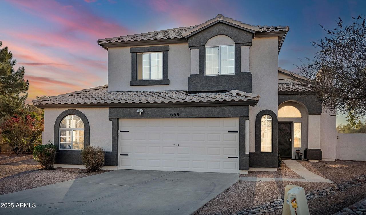 669 S Saddle St., Gilbert, AZ 85233