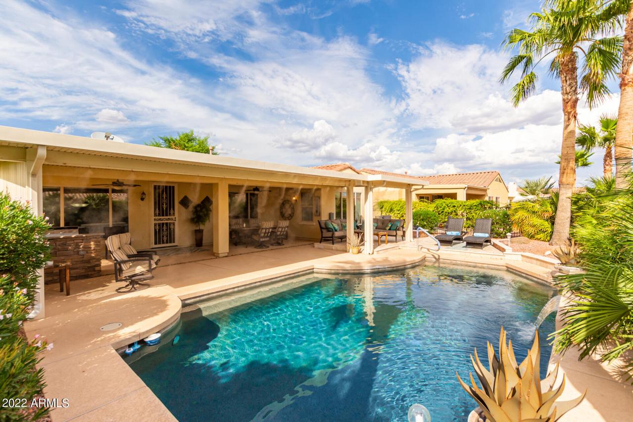 13827 W Junipero Dr., Sun City West, AZ 85375