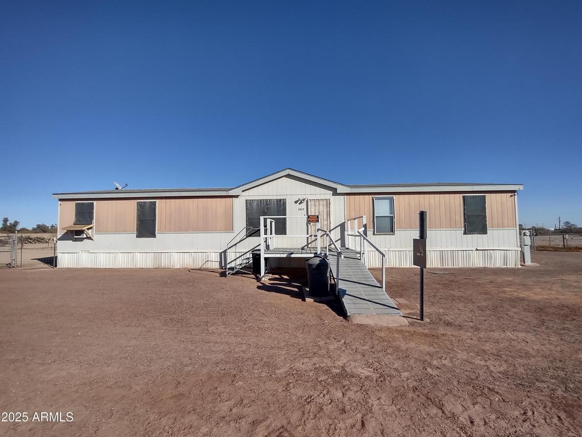 1017 S 373rd Ave., Tonopah, AZ 85354