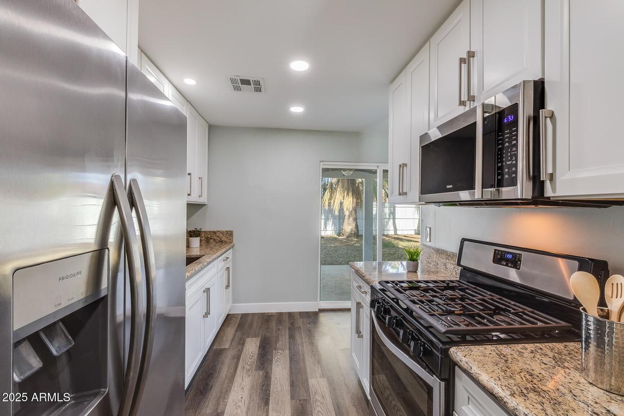4346 E Earll Dr., Phoenix, AZ 85018