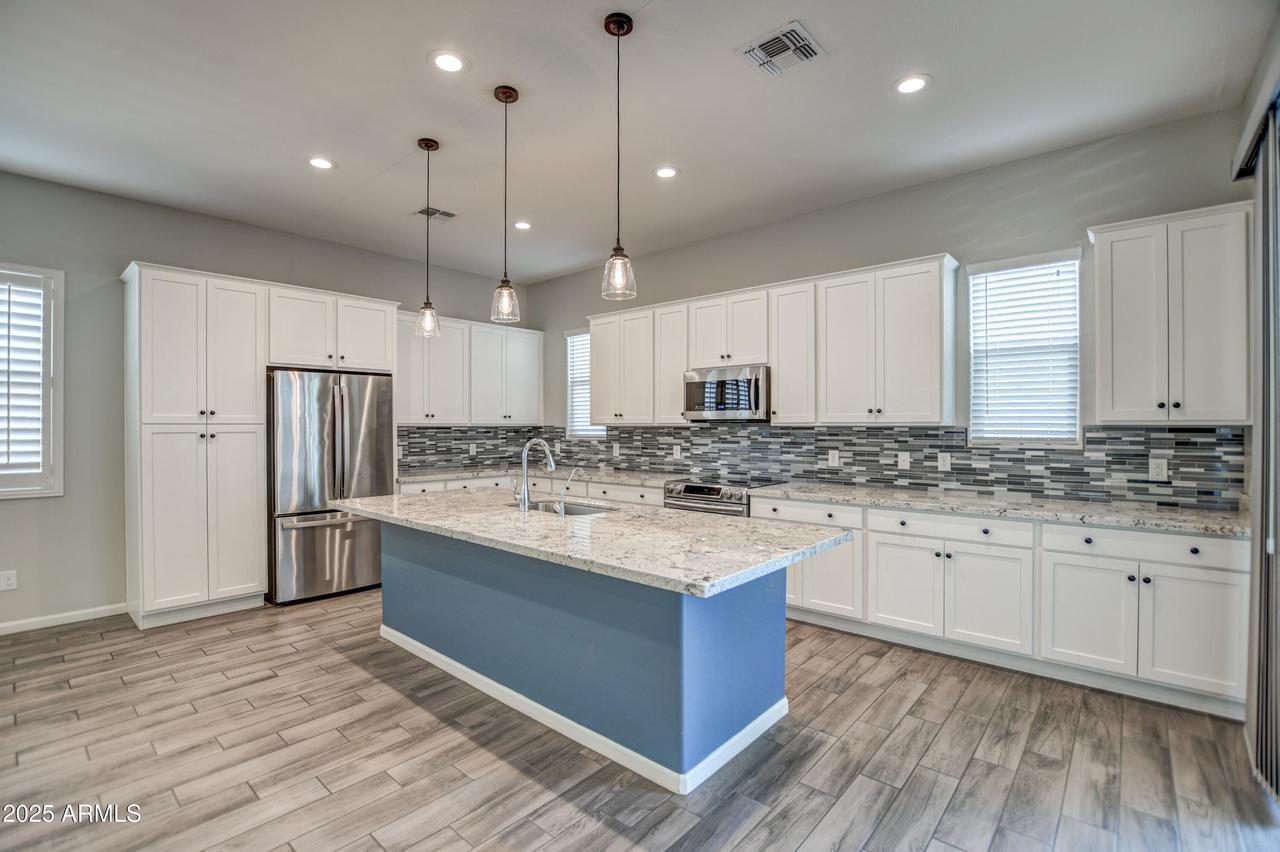 371 N 157th Ln., Goodyear, AZ 85338