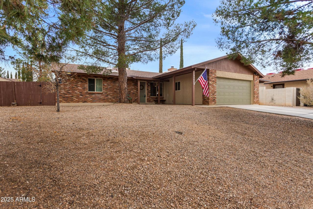 1450 Camino Amapola, Sierra Vista, AZ 85635
