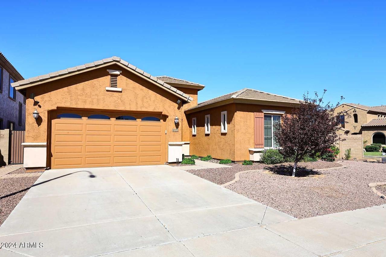 6830 S Crystal Way, Chandler, AZ 85249