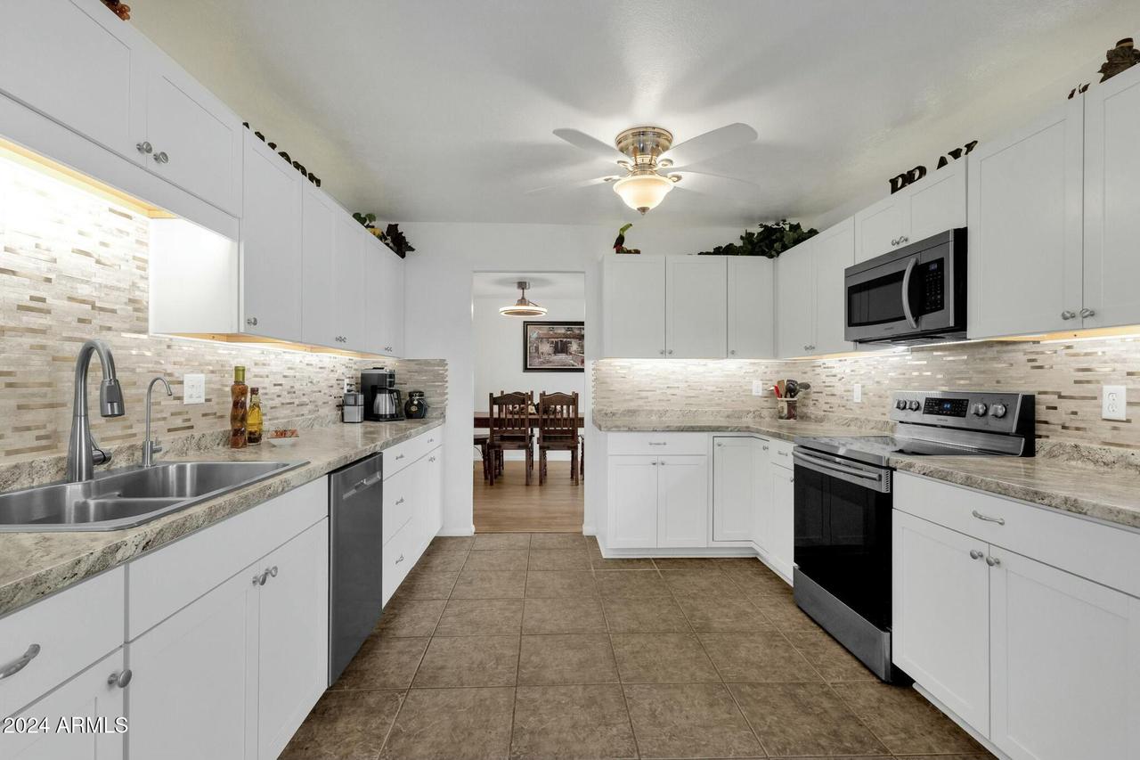4048 W Sierra Vista Dr., Phoenix, AZ 85019