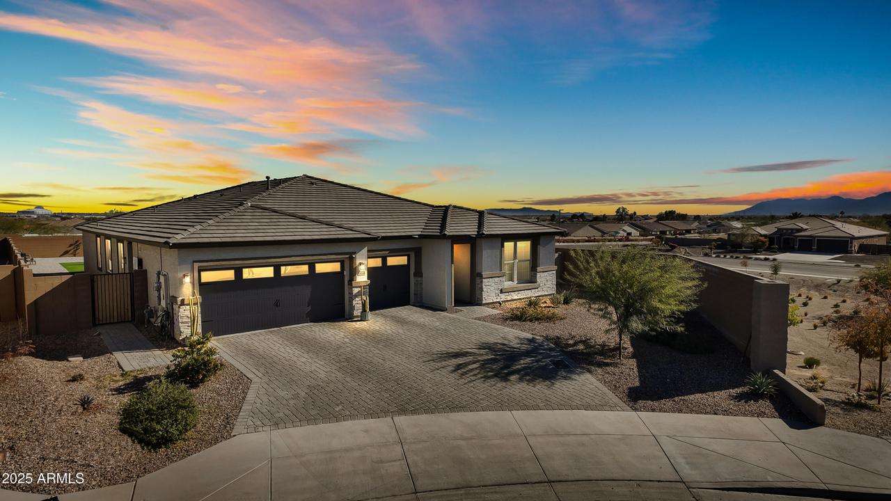 6551 N 127th Dr., Glendale, AZ 85307