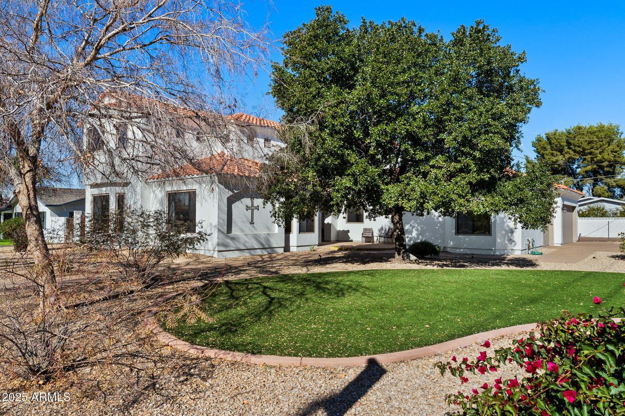 146 E Claremont St., Phoenix, AZ 85012