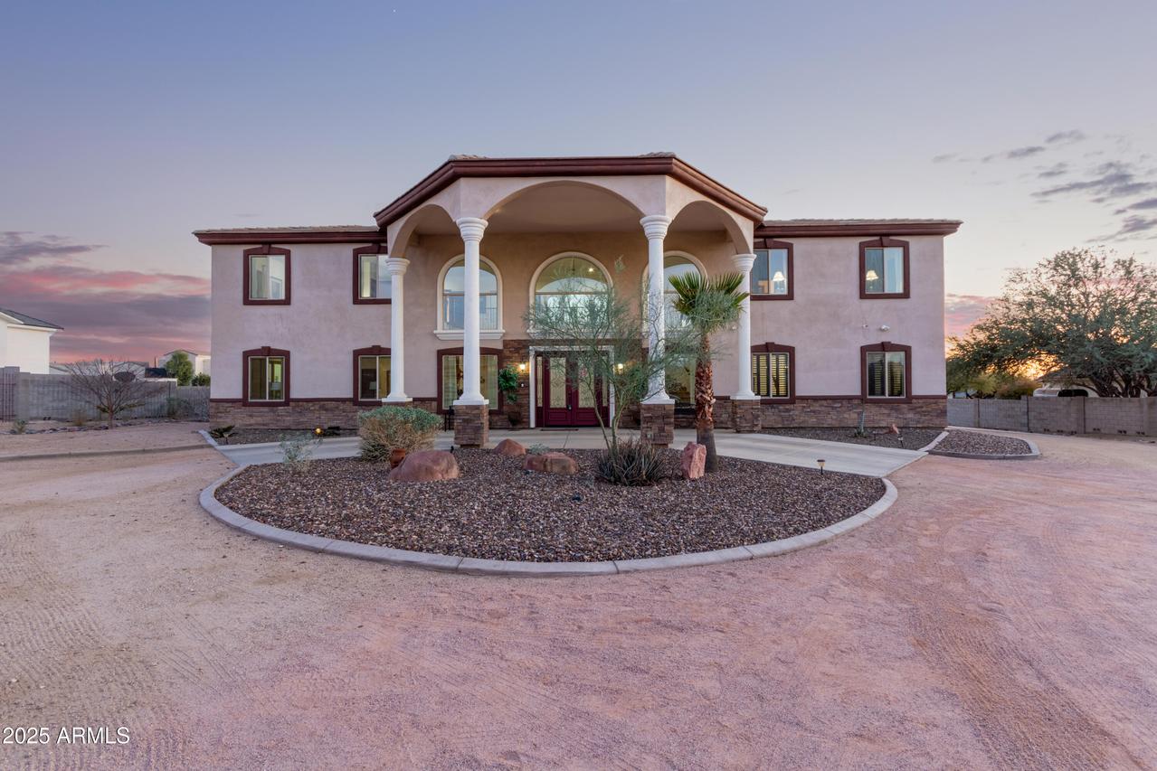 8315 E Palm Ln., Mesa, AZ 85207