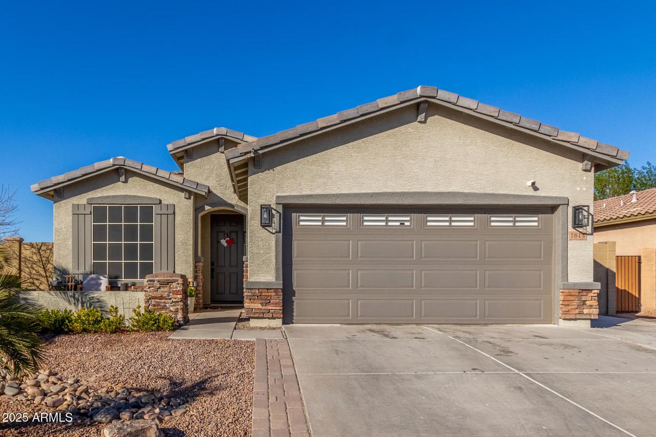 1814 W Desert Spring Way, San Tan Valley, AZ 85144