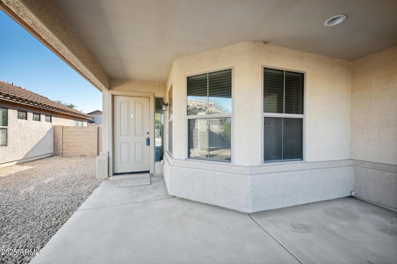 1125 W Fruit Tree Ln., San Tan Valley, AZ 85143