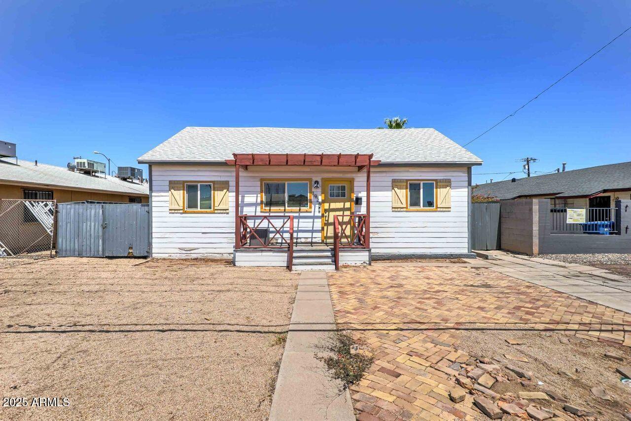 1926 E Adams St., Phoenix, AZ 85034