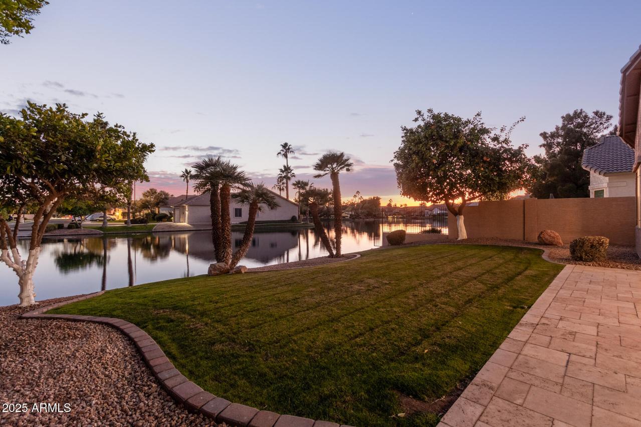 1501 W Blue Ridge Way, Chandler, AZ 85248