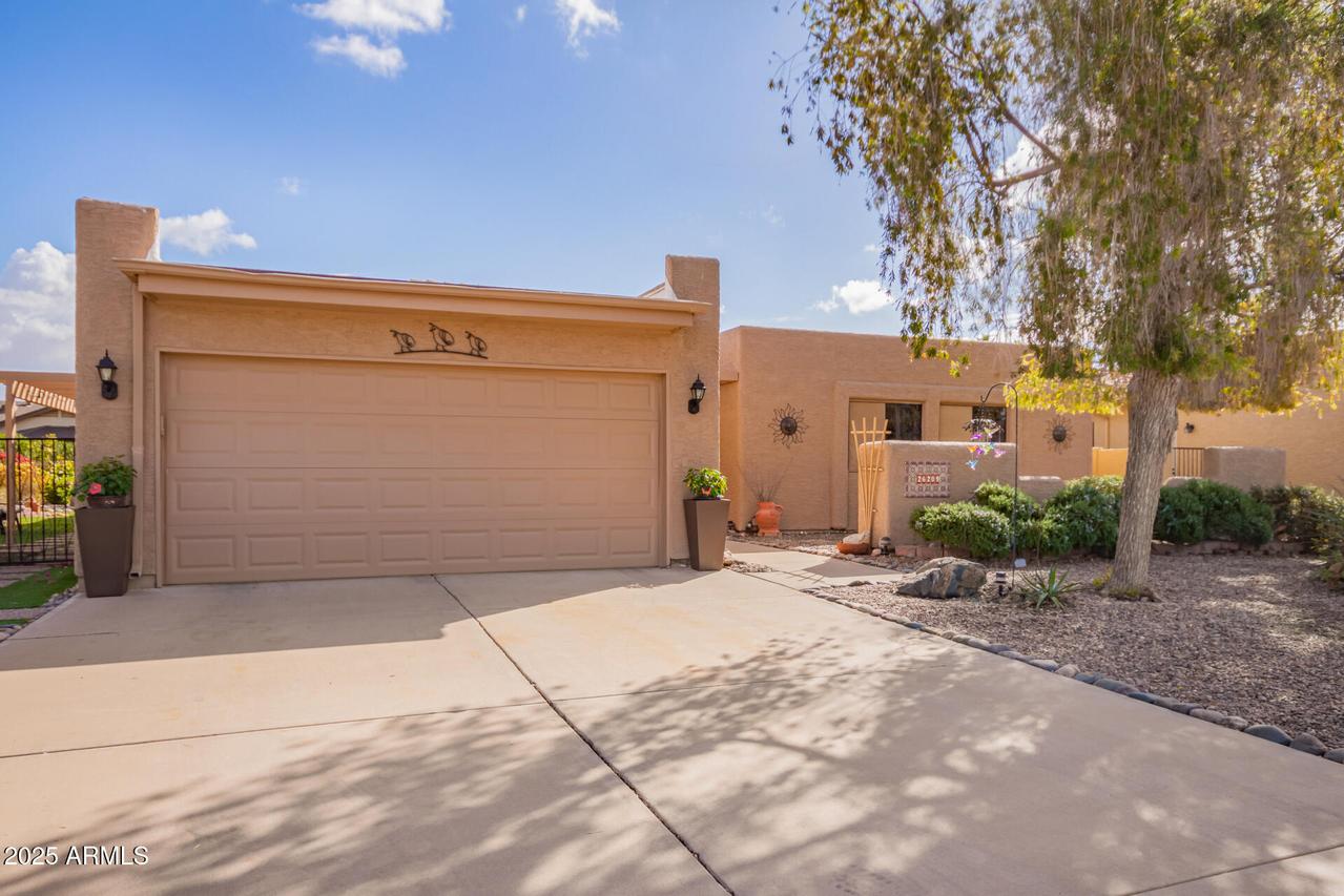 26209 S Greencastle Dr., Sun Lakes, AZ 85248