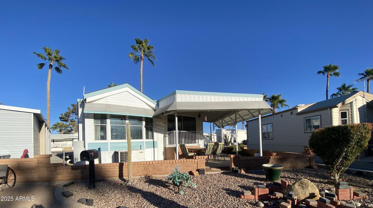 2271 S Seminole Dr., Apache Junction, AZ 85119