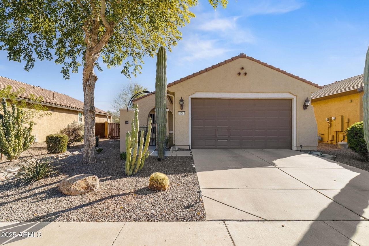21295 N 262nd Dr., Buckeye, AZ 85396