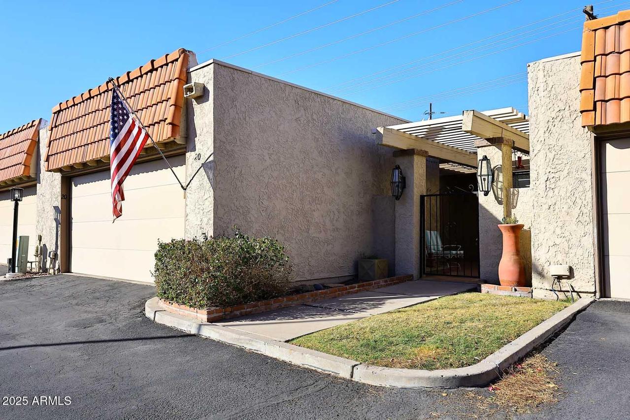 5100 N Miller Rd. #20, Scottsdale, AZ 85250