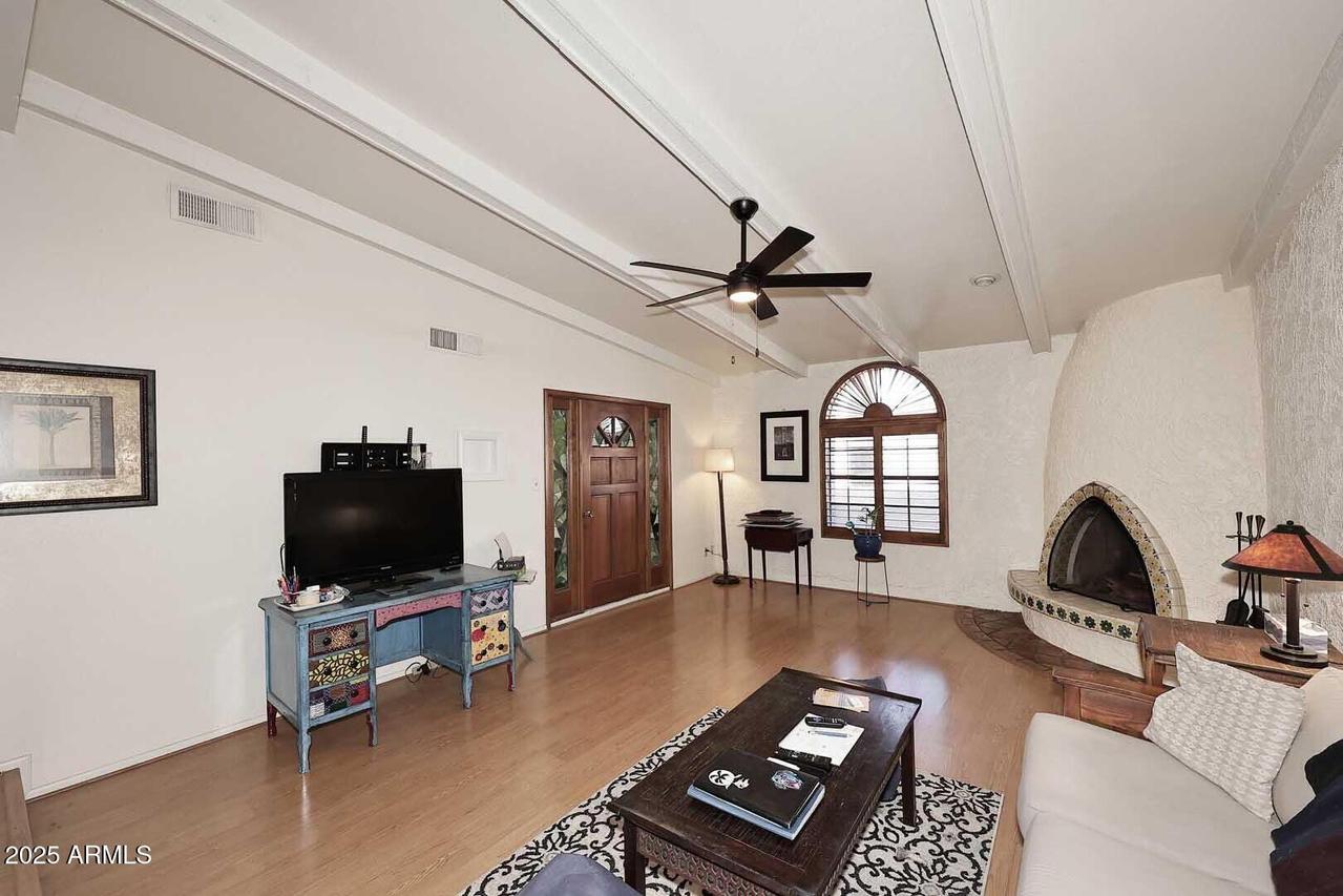 5100 N Miller Rd. #20, Scottsdale, AZ 85250