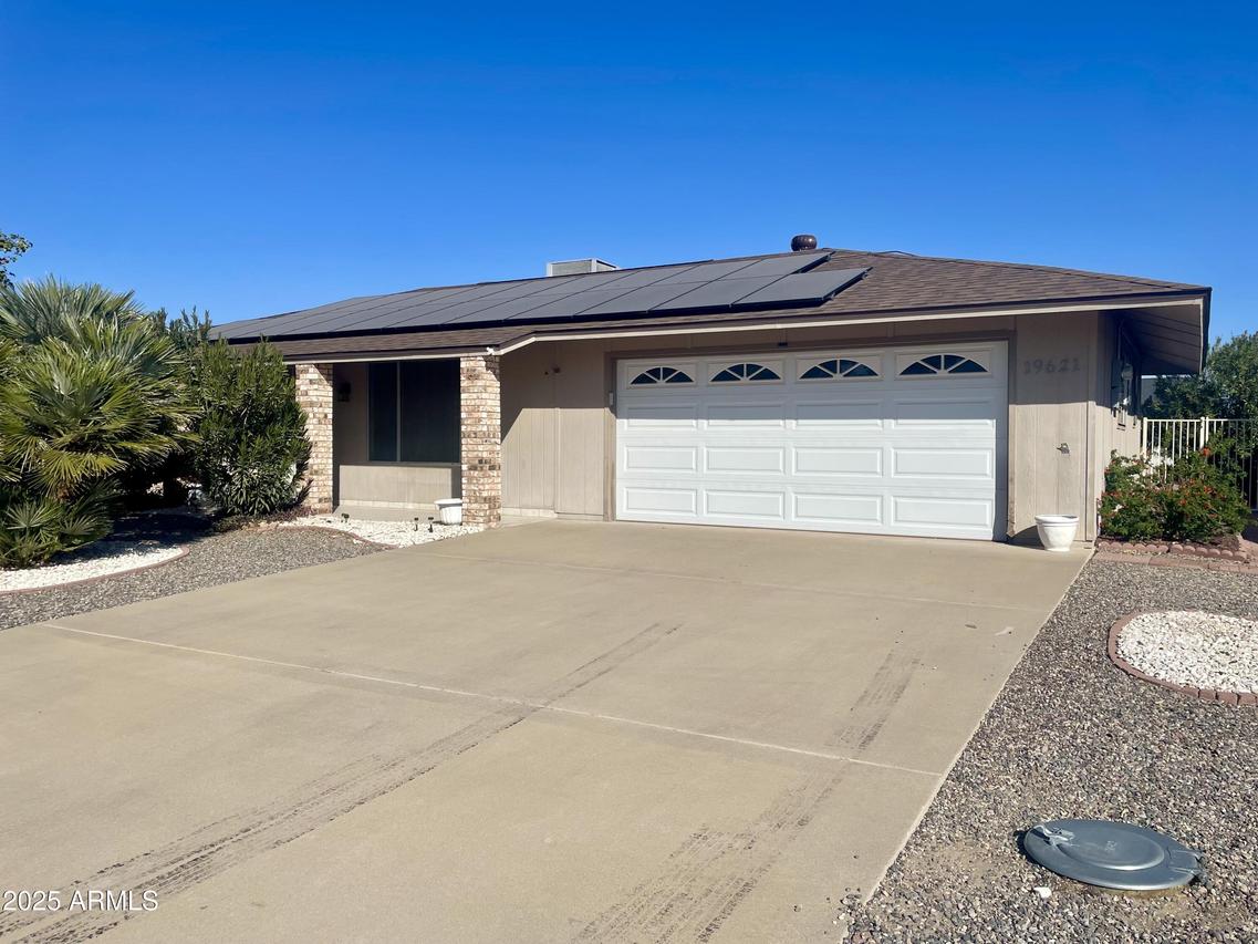 19621 N Palo Verde Dr., Sun City, AZ 85373