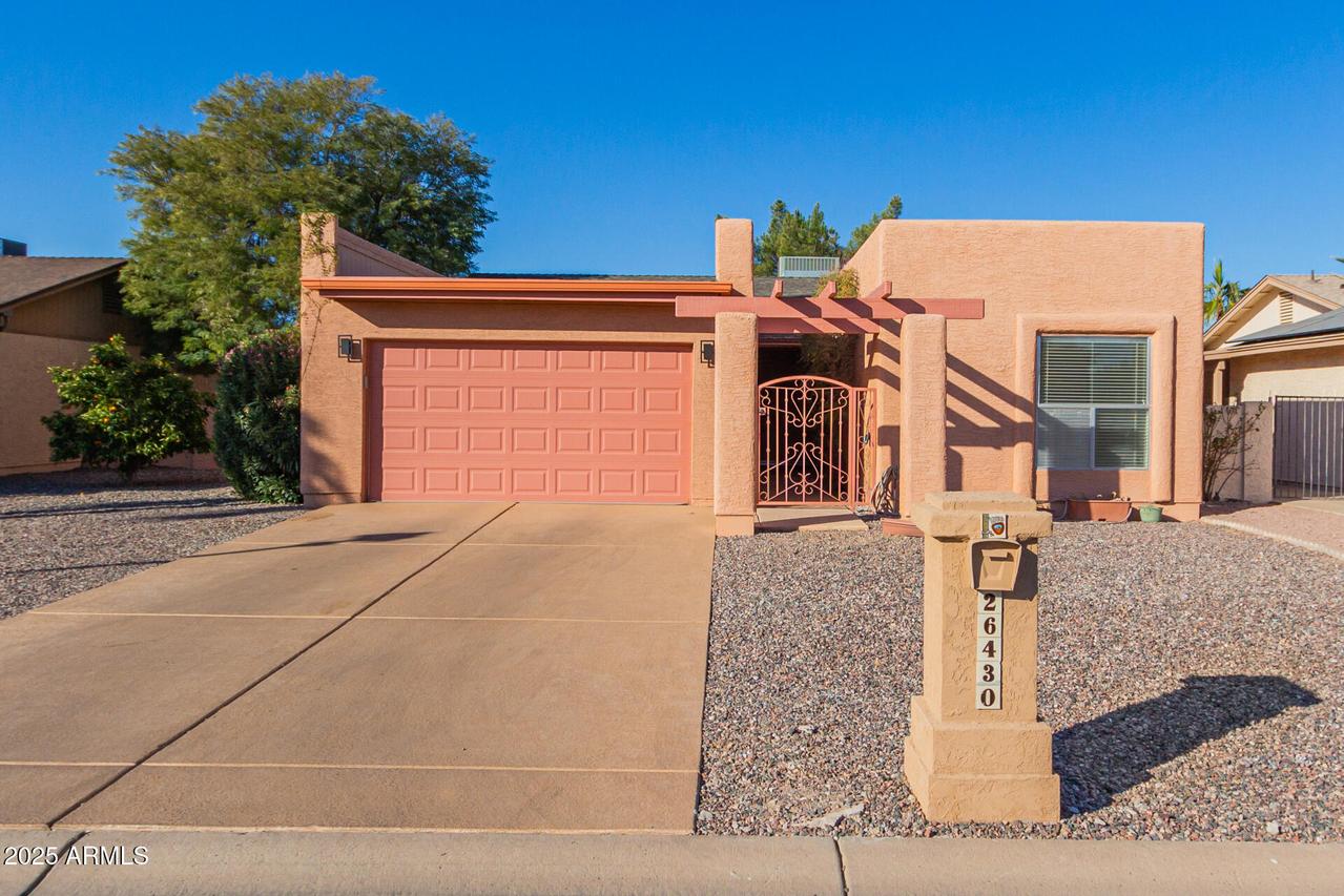 26430 S Pinewood Dr., Sun Lakes, AZ 85248