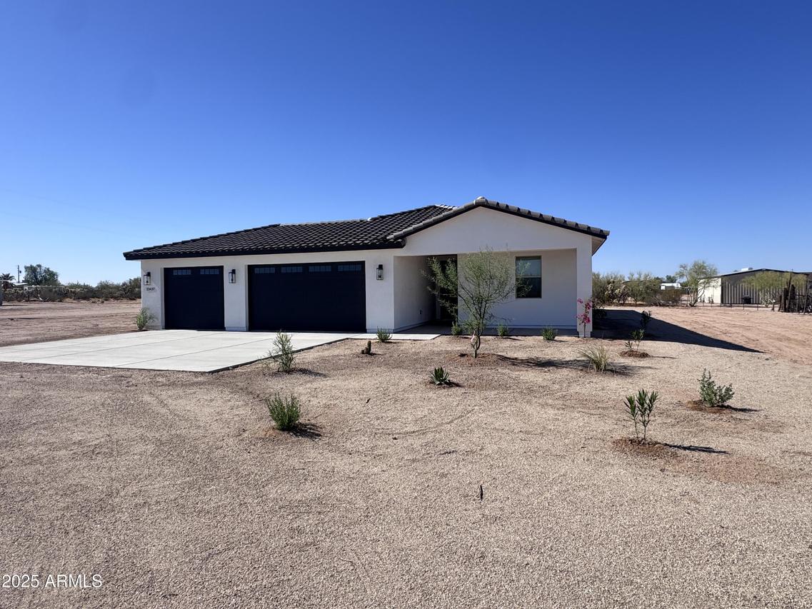 23437 E Cactus Forest Rd., Florence, AZ 85132